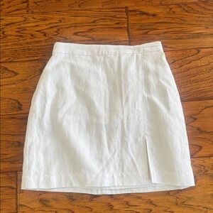 Aritzia Wilfred Linen white skirt (not see through)